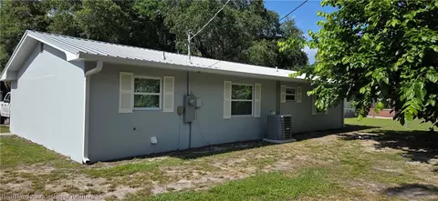 Exterior - 3639 SW 19th St, Okeechobee, FL 34974 photo 6 of 7