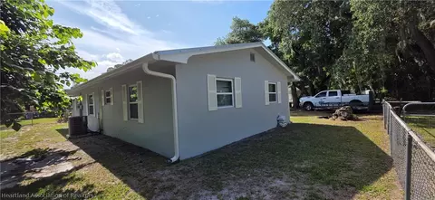Exterior - 3639 SW 19th St, Okeechobee, FL 34974 photo 2 of 7