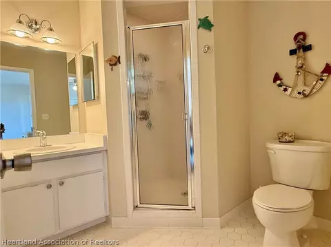 Bath - 3635 Edgewater Dr, Sebring, FL 33872 photo 2 of 3