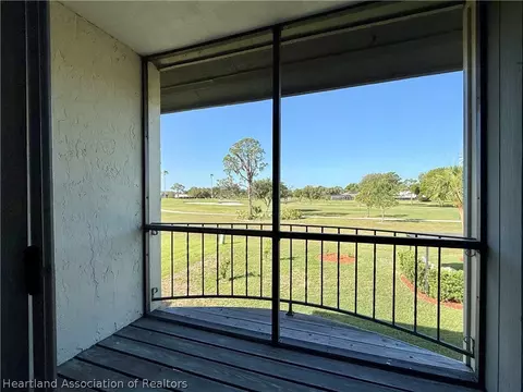 Exterior - 3635 Edgewater Dr, Sebring, FL 33872 photo 9 of 14