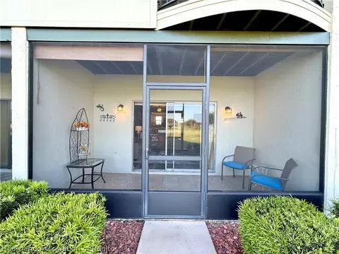 Exterior - 3635 Edgewater Dr, Sebring, FL 33872 photo 13 of 14