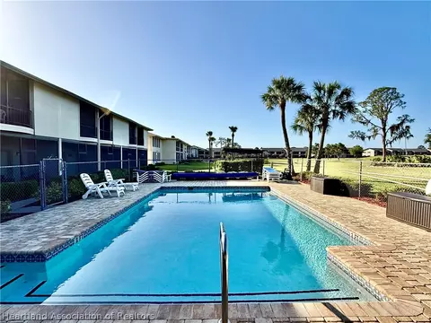 Exterior - 3635 Edgewater Dr, Sebring, FL 33872 photo 4 of 14