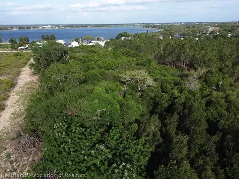 3055 Sr-17 N, Sebring, FL 33870 photo 2