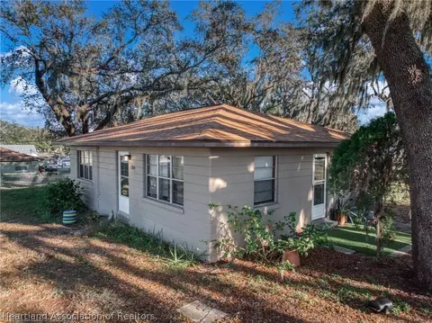 3515 Kenilworth Blvd, Sebring, FL 33870