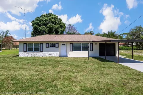 1535 Meadowbrook St, Lake Placid, FL 33852