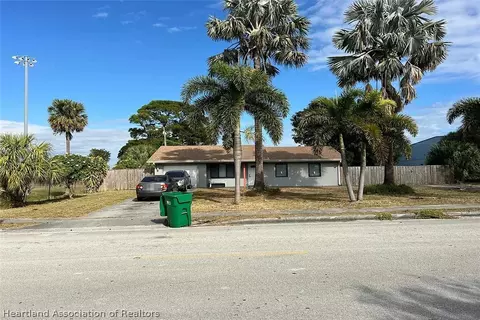 1217 53rd St, West Palm Beach, FL 33407