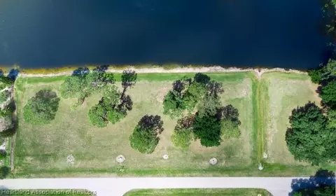 5949 Thunder Rd, Sebring, FL 33876 photo 2
