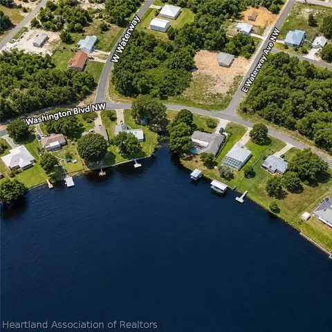 118 Vera Ln NW, Lake Placid, FL 33852
