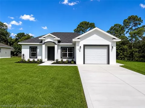 118 Vera Ln NW, Lake Placid, FL 33852