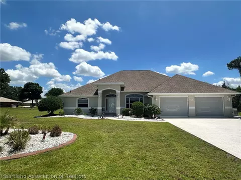 3524 Monza Dr, Sebring, FL 33872