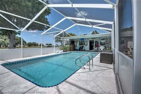 Exterior - 7316 Lime Tree Ct, Sebring, FL 33876 photo 1 of 9