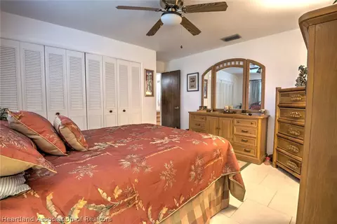Bedroom - 7316 Lime Tree Ct, Sebring, FL 33876 photo 2 of 6