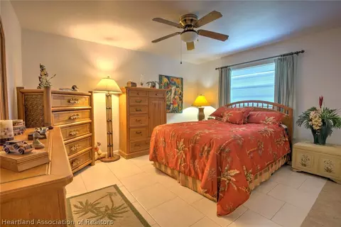 Bedroom - 7316 Lime Tree Ct, Sebring, FL 33876 photo 1 of 6