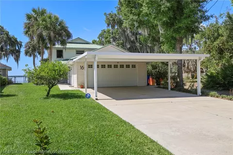 16 Lake Stearns Dr, Lake Placid, FL 33852