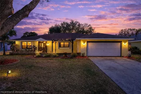 111 Murray Ct NW, Lake Placid, FL 33852