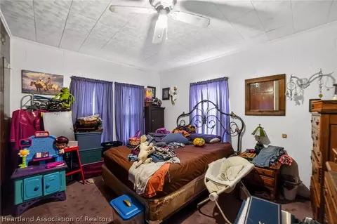 Bedroom - 560 N Palm Ave, Frostproof, FL 33843 photo 4 of 5