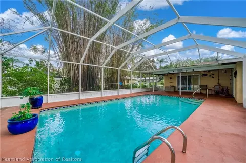 Exterior - 131 Tortoise Rd, Sebring, FL 33876 photo 7 of 9