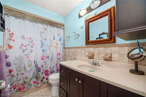 Bath - 131 Tortoise Rd, Sebring, FL 33876 photo 4 of 5