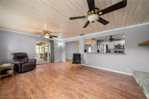 Living - 131 Tortoise Rd, Sebring, FL 33876 photo 6 of 6