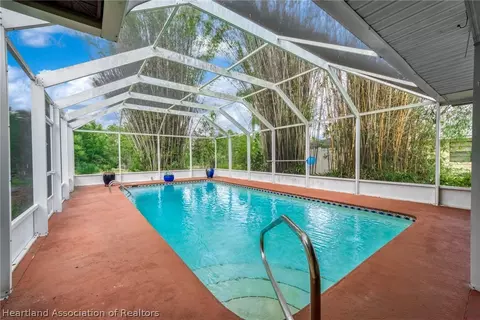 Exterior - 131 Tortoise Rd, Sebring, FL 33876 photo 5 of 9