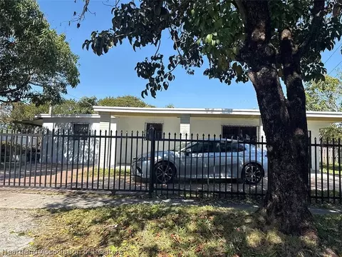 6450 W 2nd Ave, Hialeah, FL 33012 photo 1