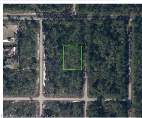 635 Bonanza Ave NW, Lake Placid, FL 33852