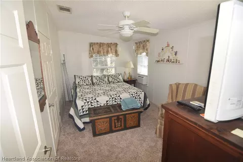 Bedroom - 3124 White Oak Rd, Lorida, FL 33857 photo 3 of 7
