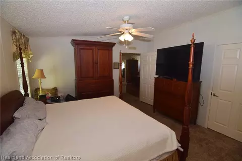 Bedroom - 3124 White Oak Rd, Lorida, FL 33857 photo 2 of 7