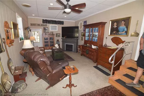 Living - 3124 White Oak Rd, Lorida, FL 33857 photo 4 of 6