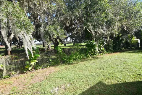 Exterior - 3124 White Oak Rd, Lorida, FL 33857 photo 4 of 5