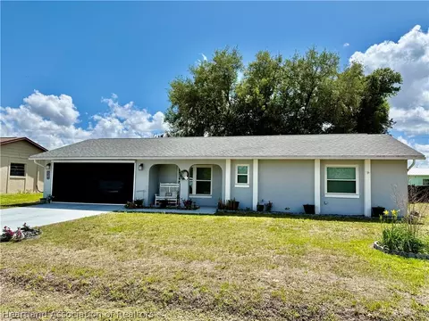 3228 Hollywood Blvd, Sebring, FL 33875