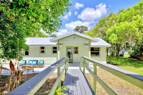 555 Lake Lotela Dr, Avon Park, FL 33825