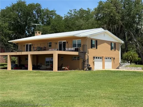 607 State Road Hwy W, Frostproof, FL 33843