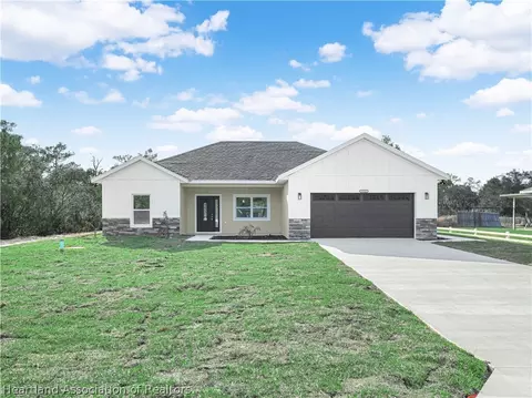 6913 Shasta Daisy Blvd, Sebring, FL 33870