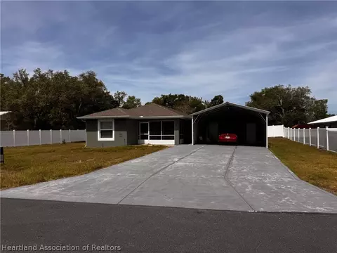 511 Mountain Dr, Babson Park, FL 33827