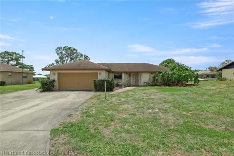 109 Citrus Rd NE, Lake Placid, FL 33852