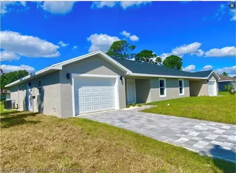 5722 Granada Blvd, Sebring, FL 33872