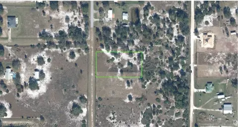 523 S Dickey Rd, Avon Park, FL 33825