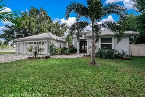 1560 N Oak Park Ave, Avon Park, FL 33825