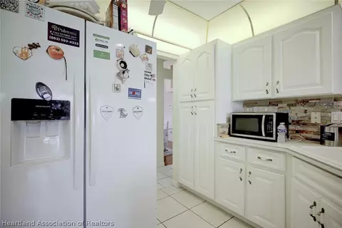 Kitchen - 1109 Hammock Rd, Sebring, FL 33870 photo 3 of 5