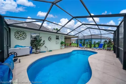 Exterior - 5445 Angelo Cir, Sebring, FL 33872 photo 6 of 9