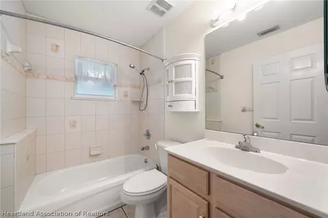 Bath - 5445 Angelo Cir, Sebring, FL 33872 photo 4 of 5