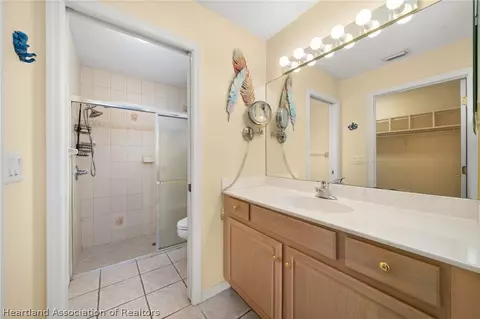 Bath - 5445 Angelo Cir, Sebring, FL 33872 photo 1 of 5