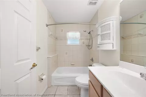 Bath - 5445 Angelo Cir, Sebring, FL 33872 photo 5 of 5