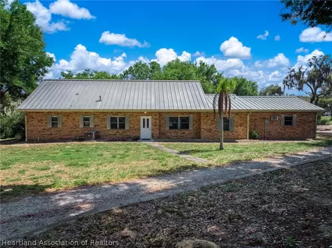 8977 Lake Lynn Dr, Sebring, FL 33876