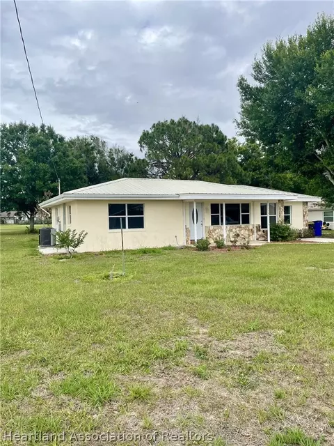 176 W Lake Damon Dr, Avon Park, FL 33825