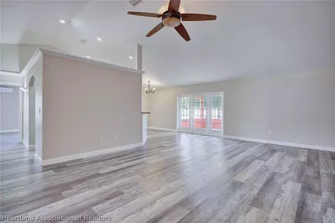 Living - 405 Mac Ln, Sebring, FL 33875 photo 1 of 3