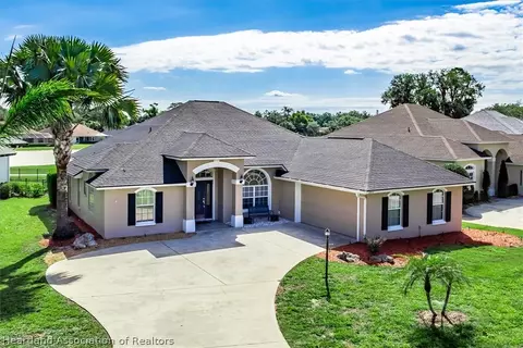 2804 Briarwood Ln, Sebring, FL 33875