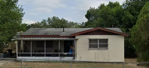 711 W Palmetto St, Avon Park, FL 33825