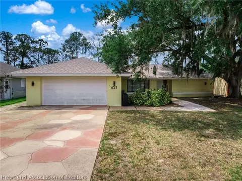 621 Dozier Ave, Sebring, FL 33875